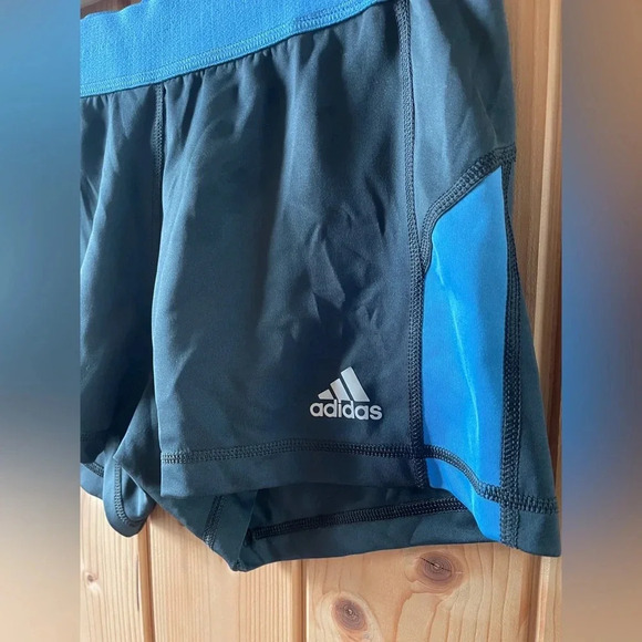 Adidas women’s shorts- size M - Picture 2 of 4